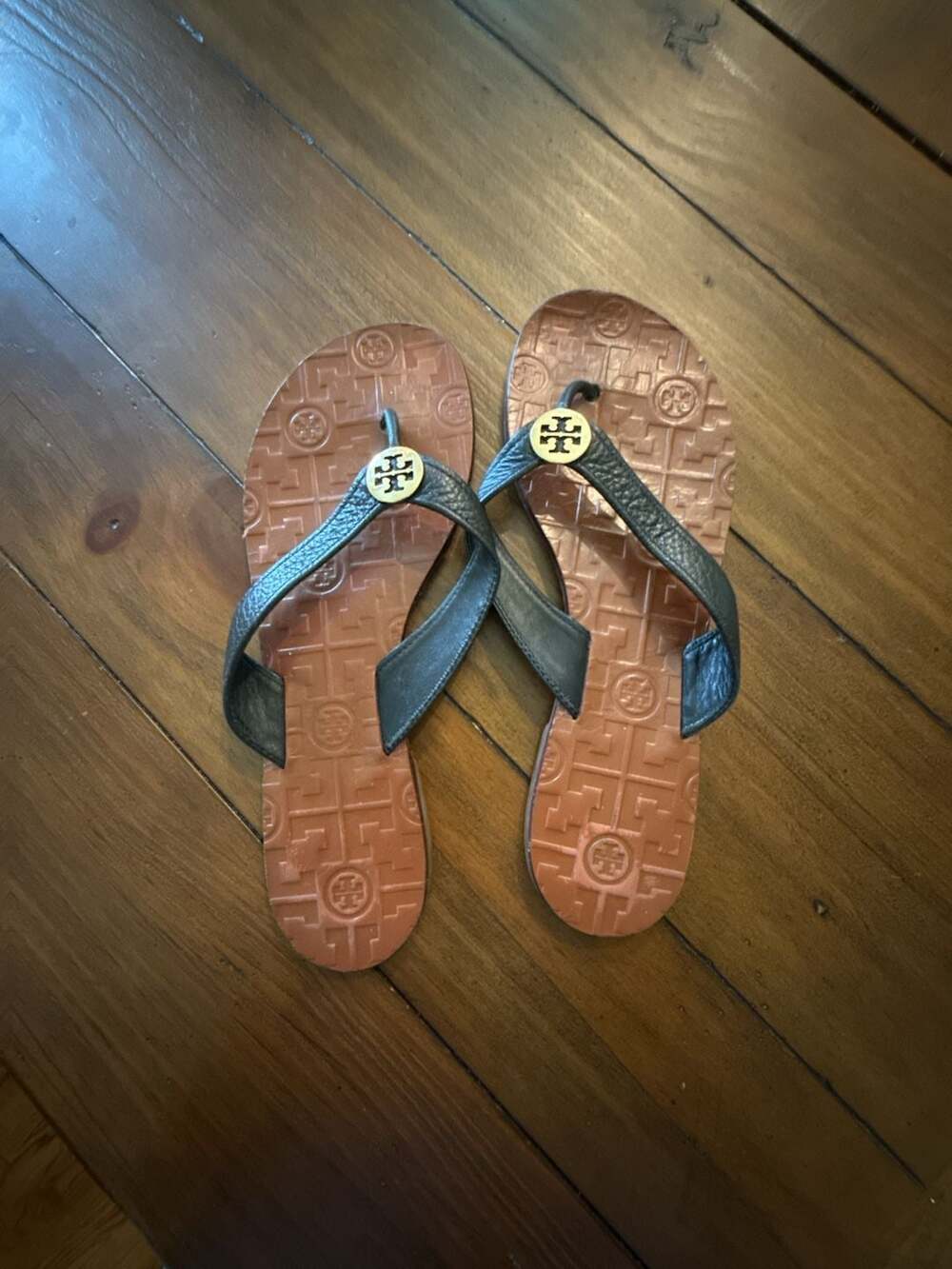 Tory Burch Thora Flat Thong Sandals in Black Leather